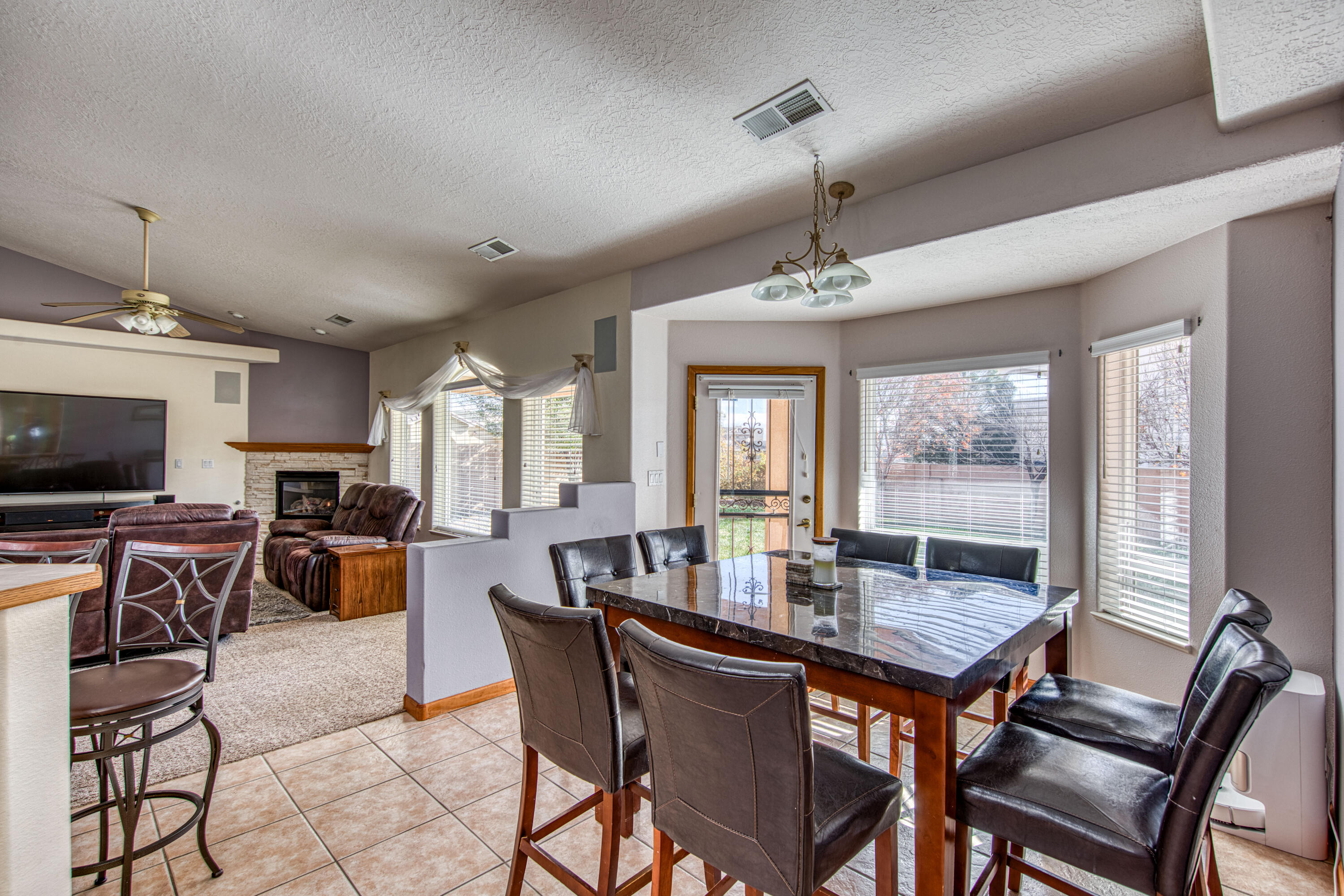 6732 Mariposa Place NW