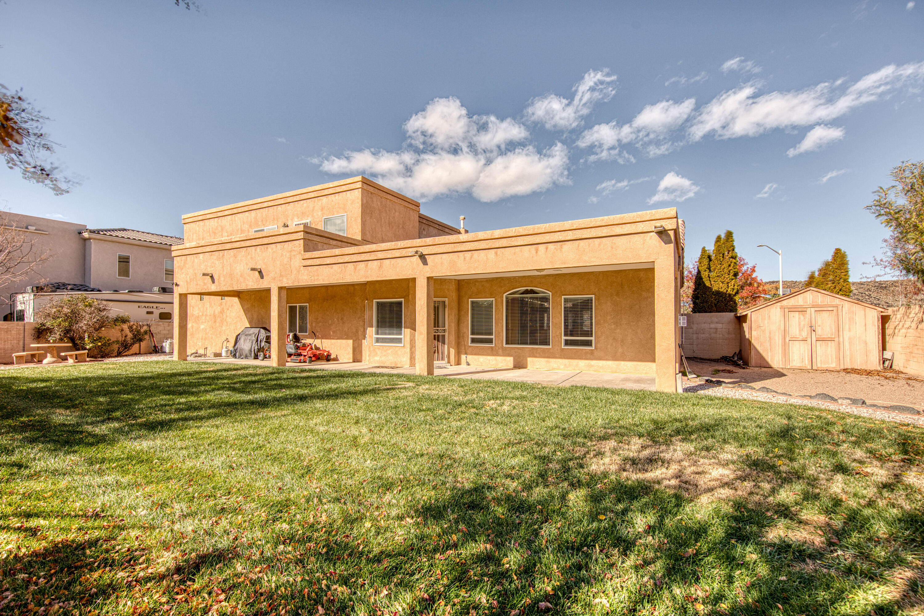 6732 Mariposa Place NW