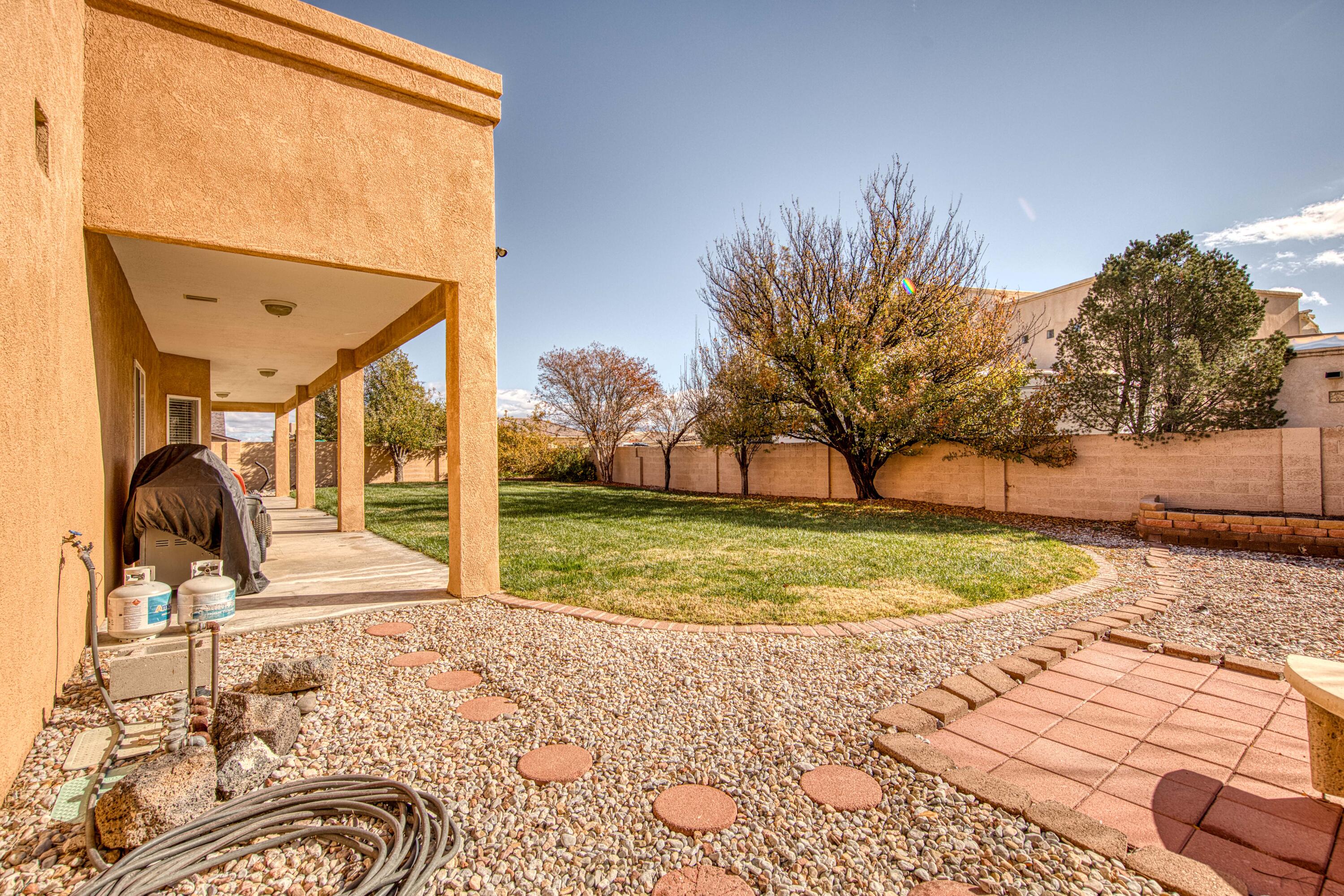 6732 Mariposa Place NW