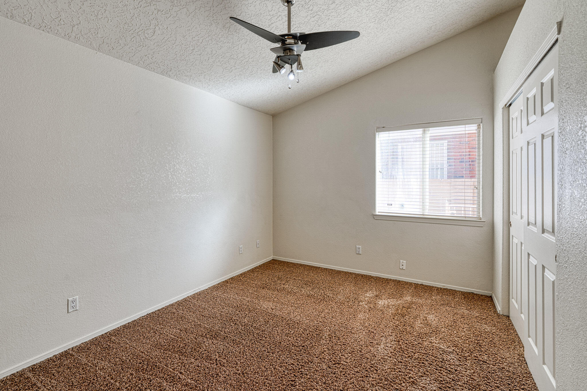 9124 Macallan Road NE