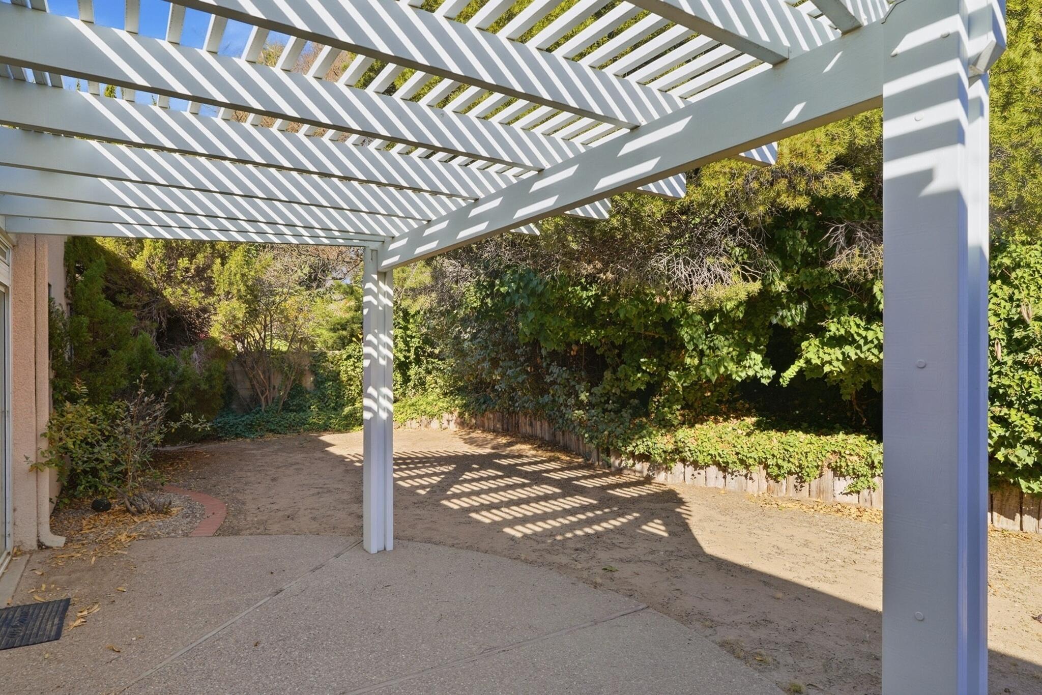 6908 Wildwood Court NE