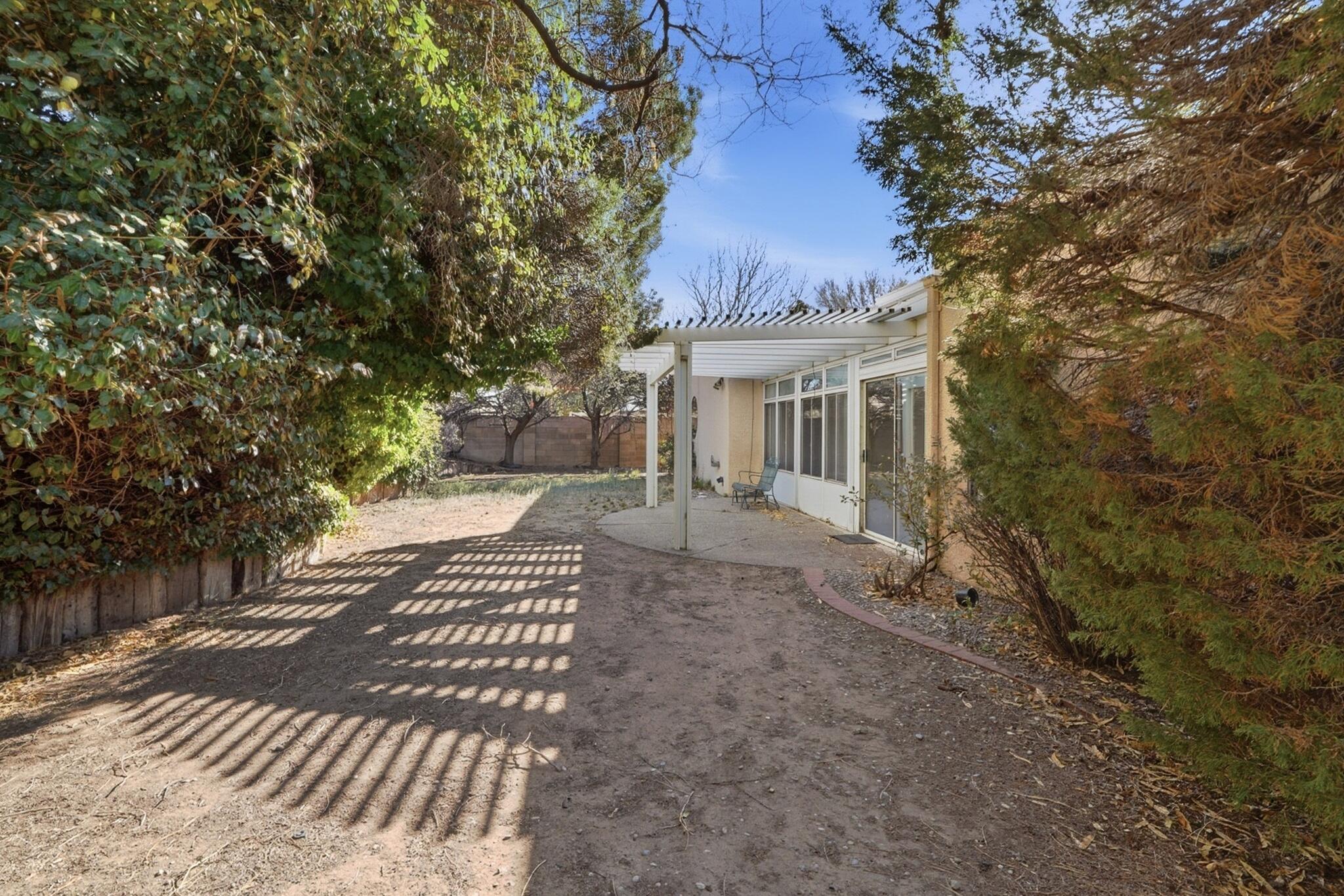 6908 Wildwood Court NE