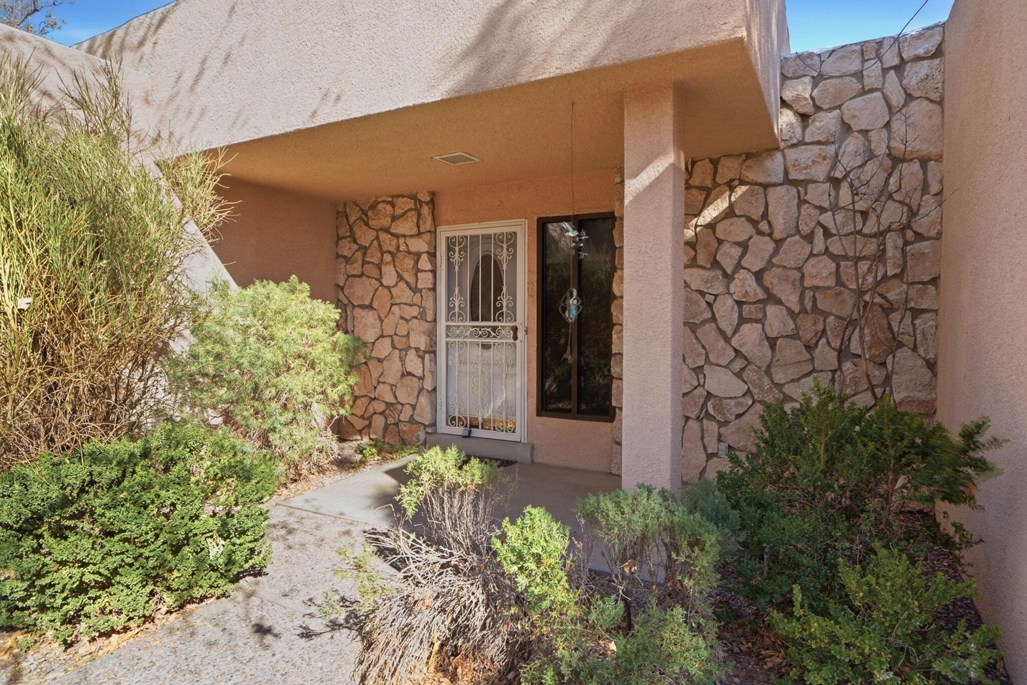 6908 Wildwood Court NE