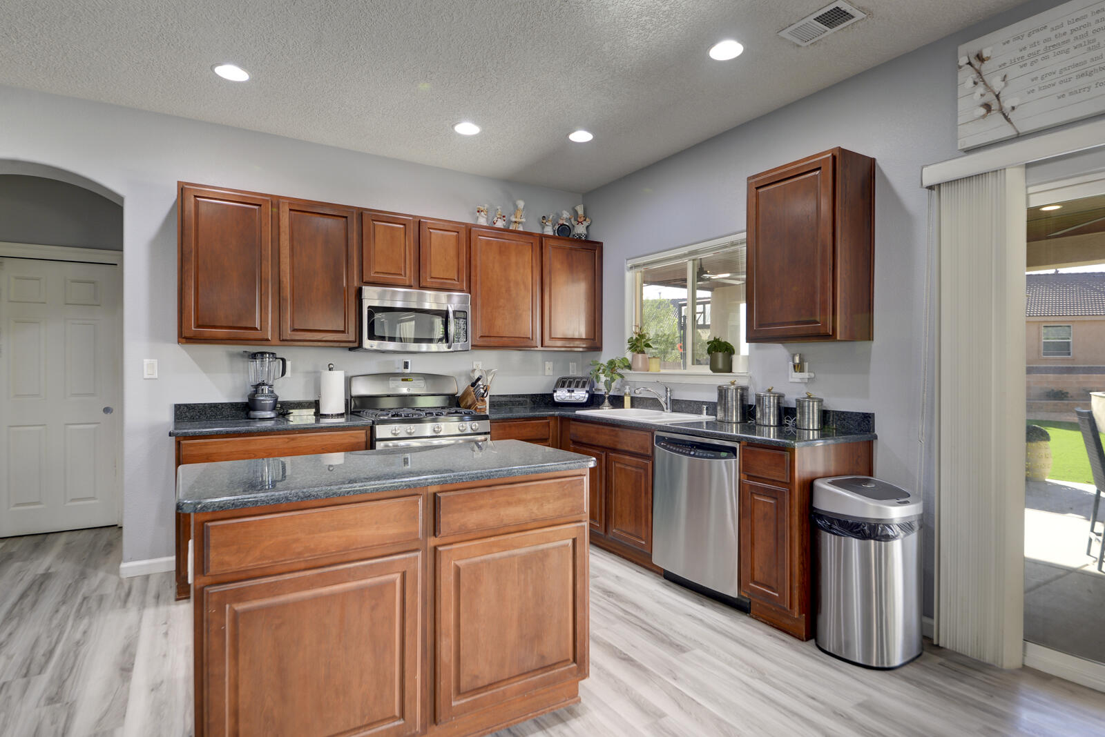 1324 Cirrus Drive NW