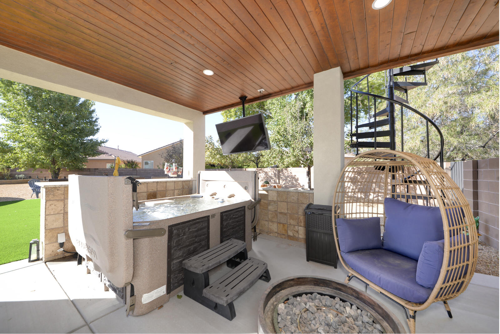 1324 Cirrus Drive NW