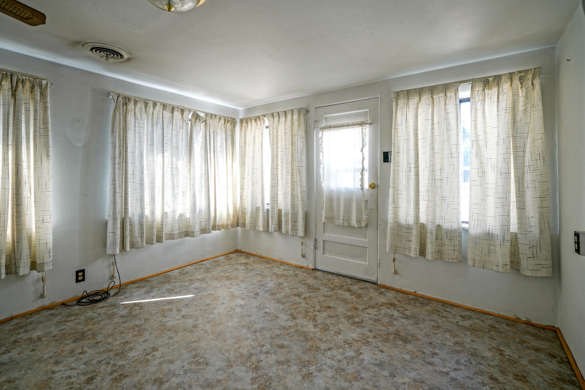 158 Independence Avenue