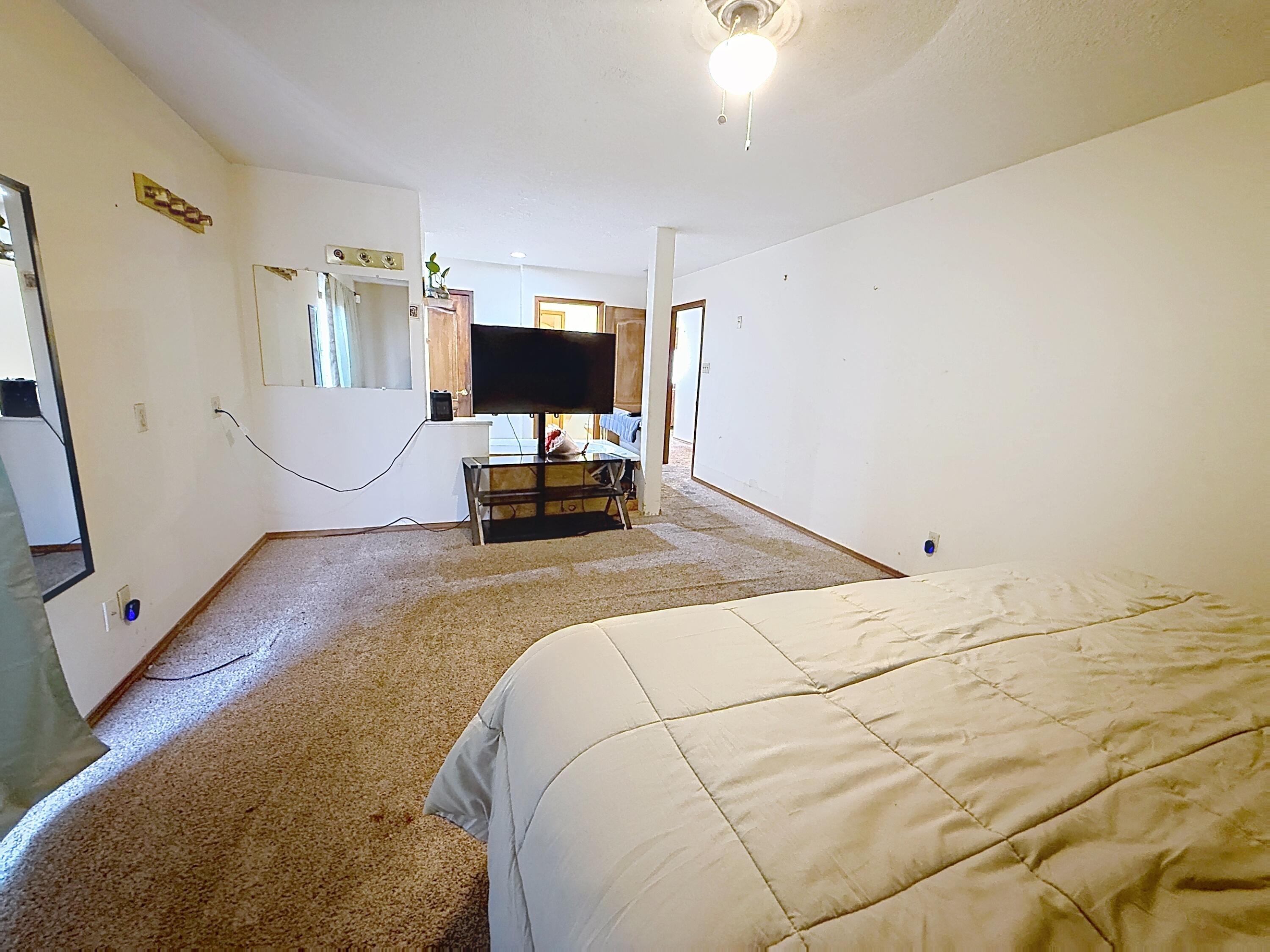 1390 Mesa Ridge Drive SW