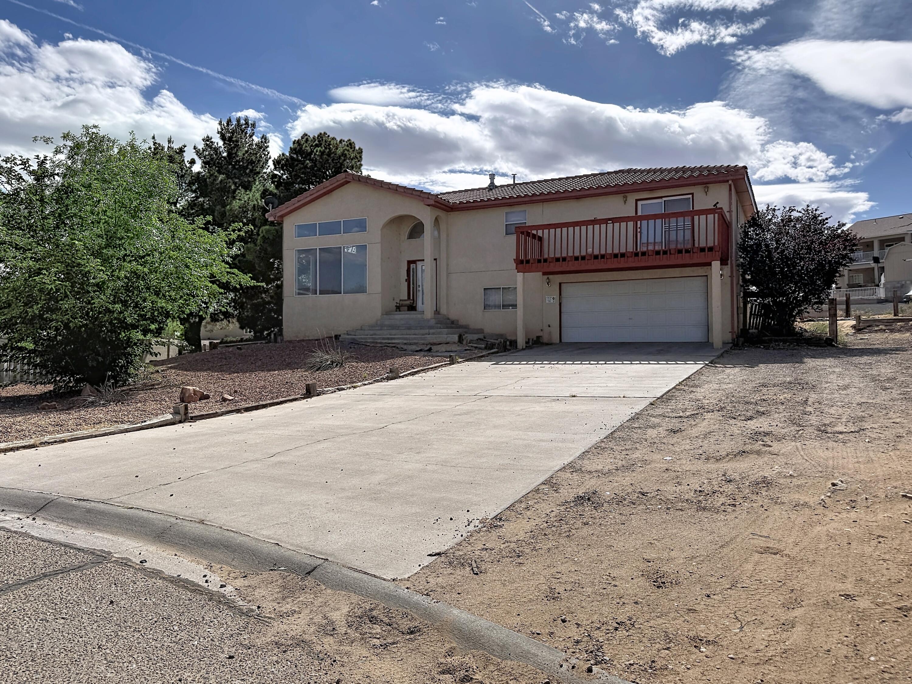 1390 Mesa Ridge Drive SW