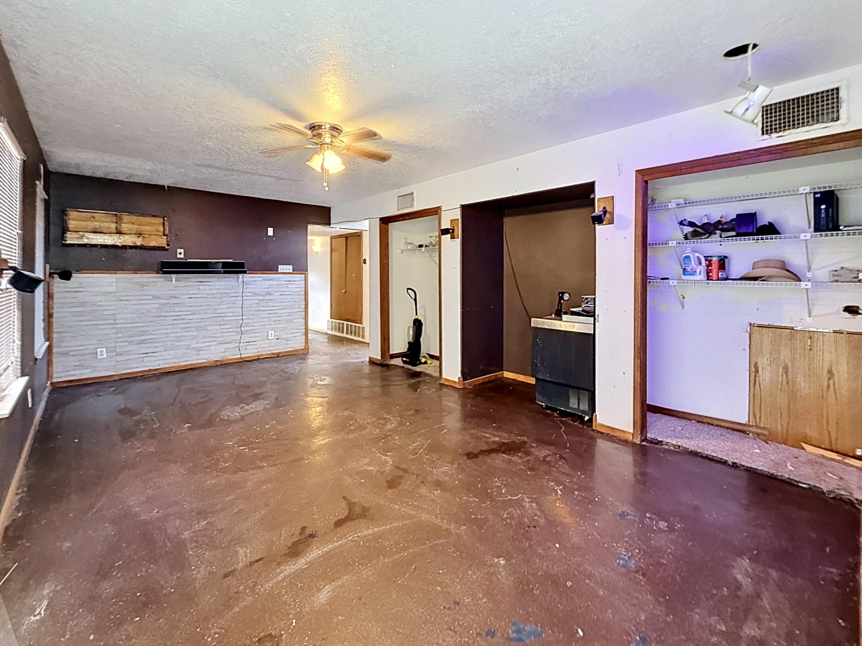 1390 Mesa Ridge Drive SW