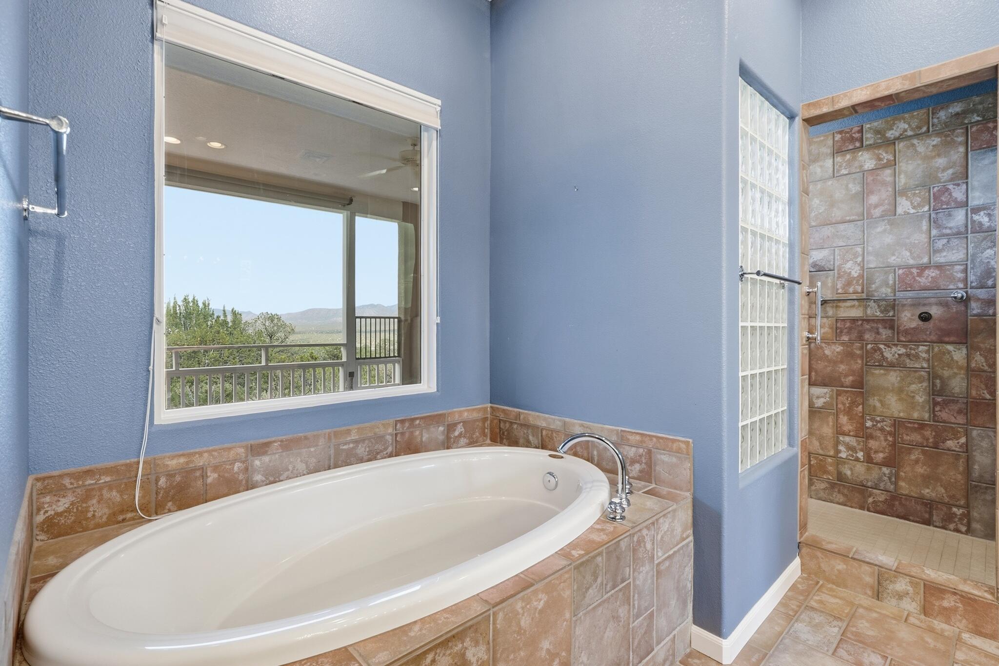 12 Tewa Court