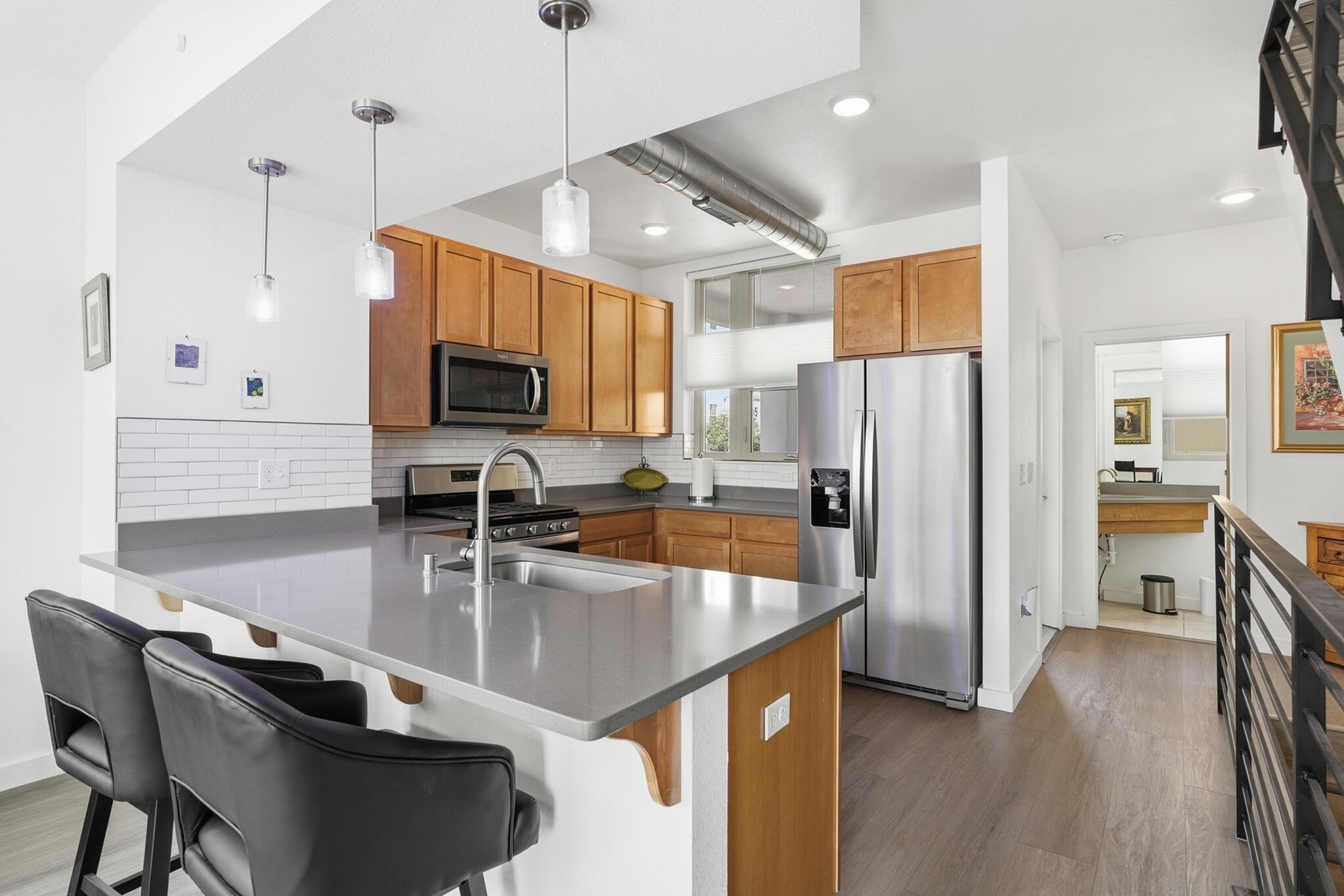 301 Platinum Street SW