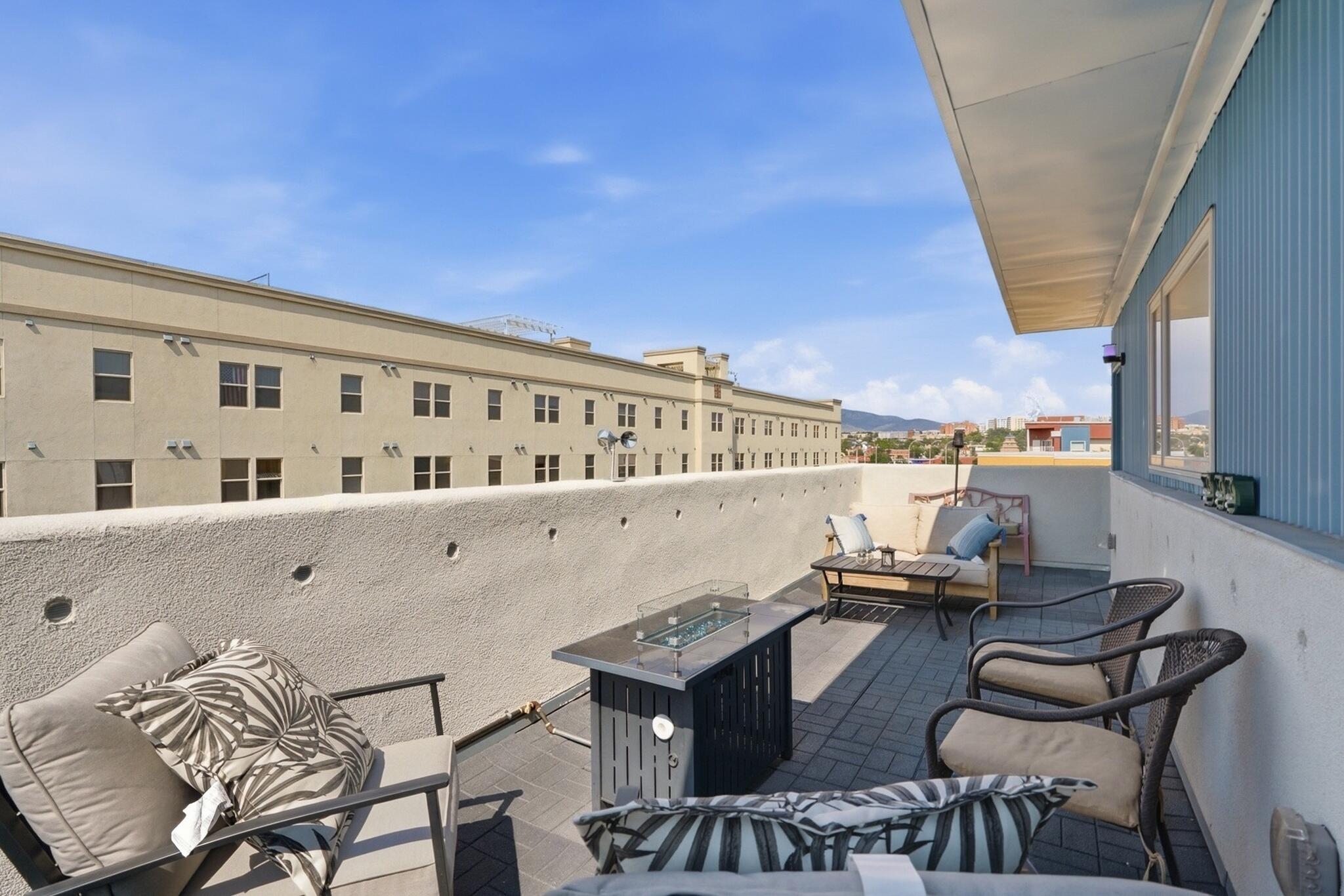 301 Platinum Street SW