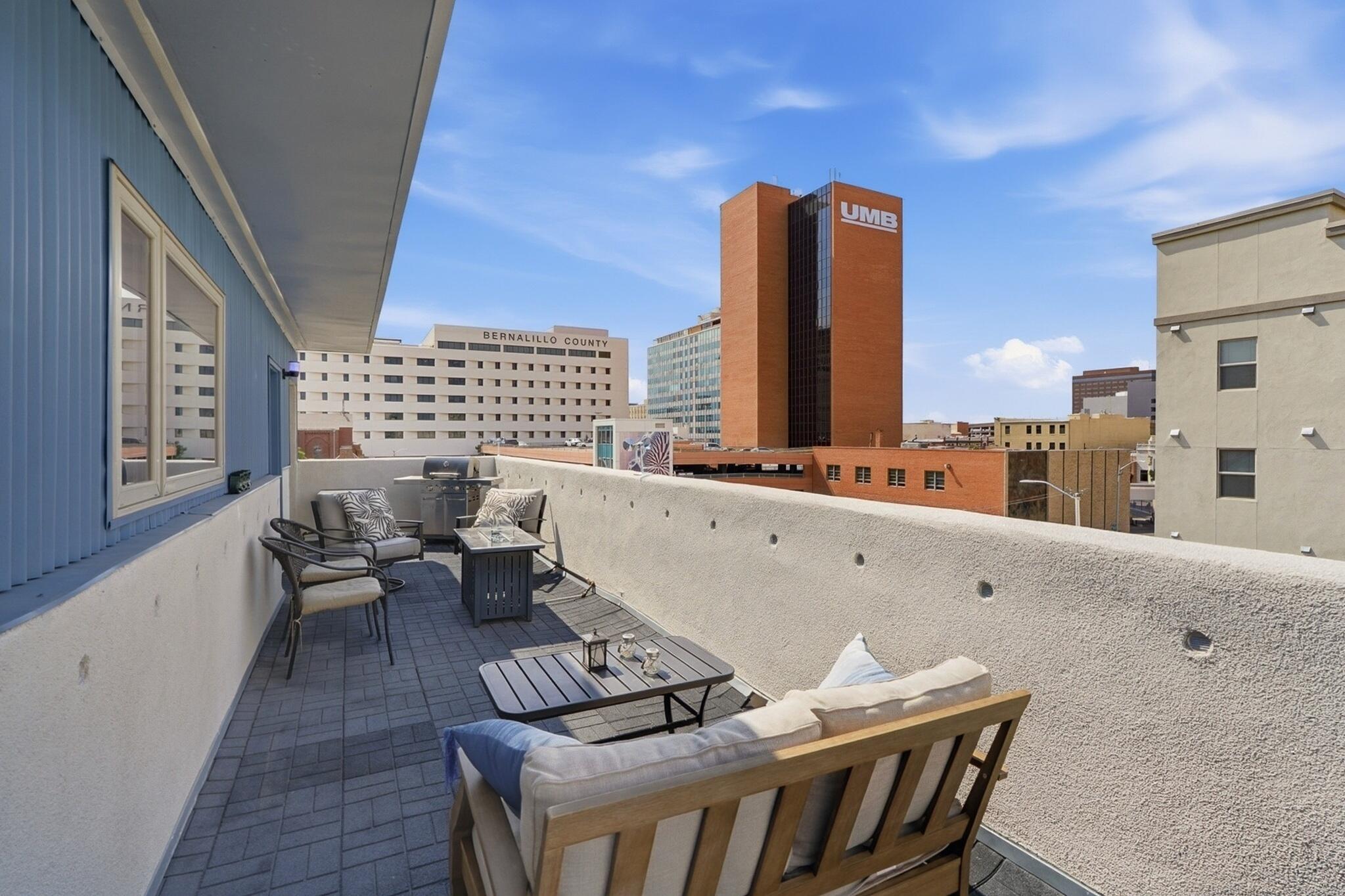 301 Platinum Street SW