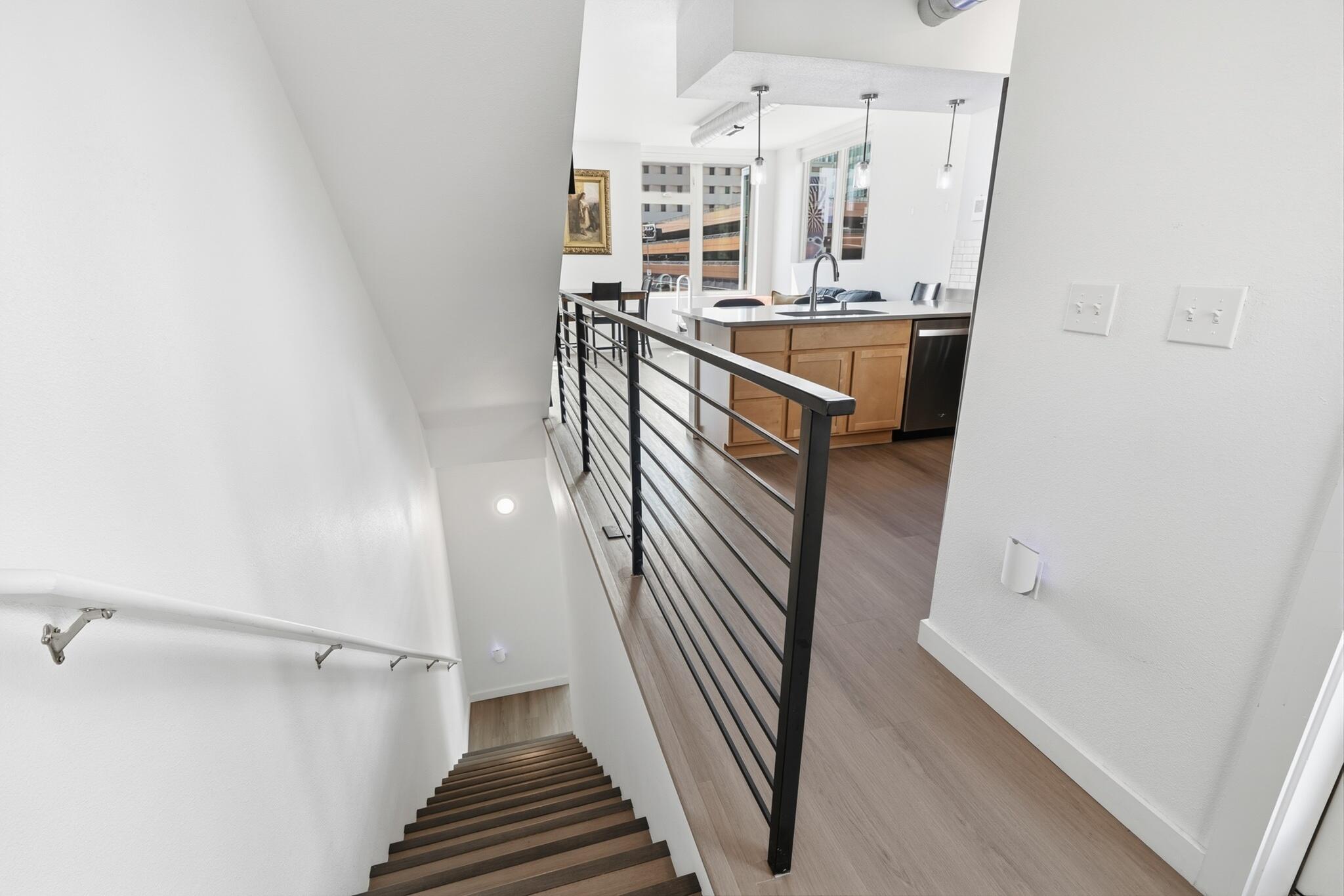 301 Platinum Street SW