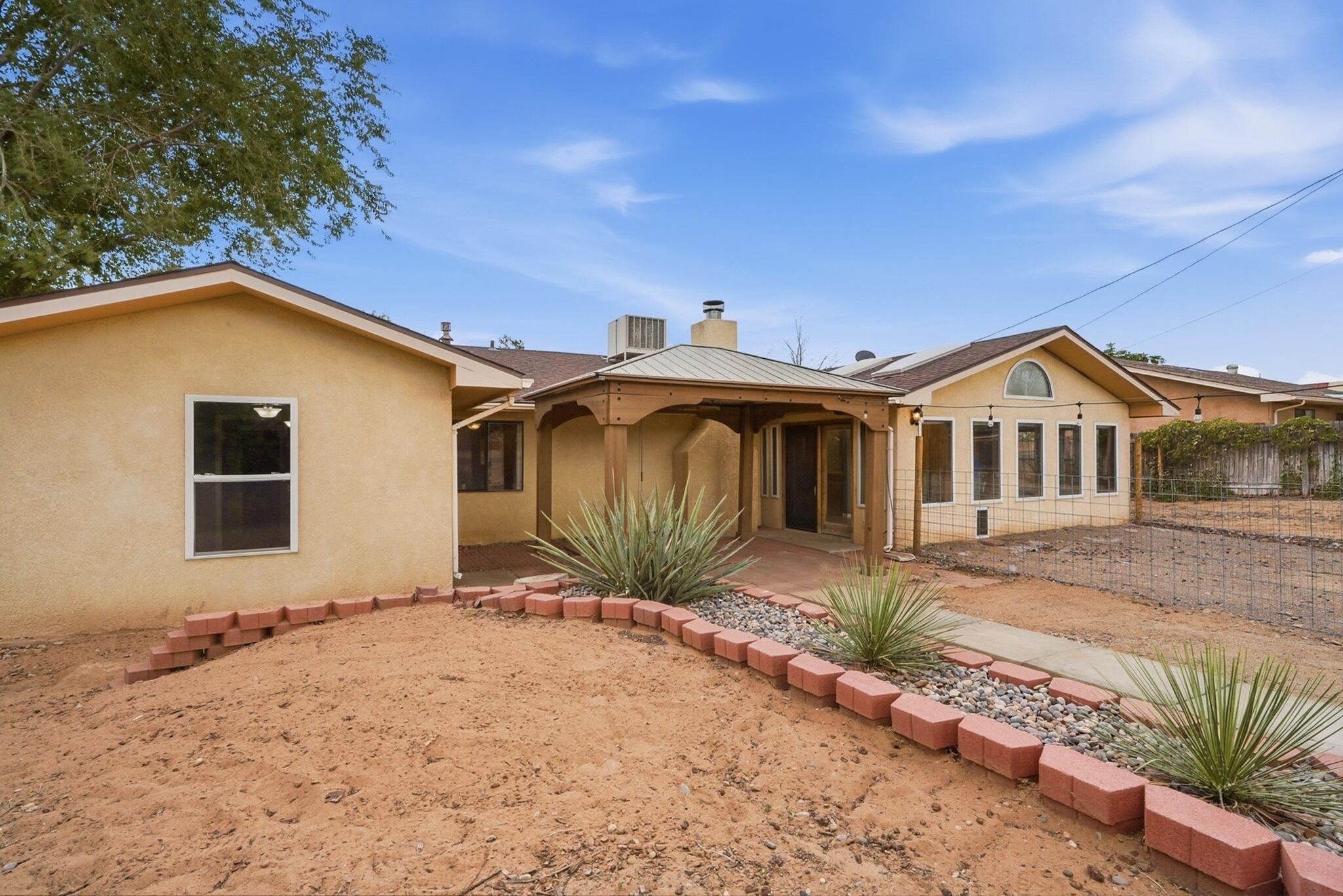 1425 32nd Circle SE