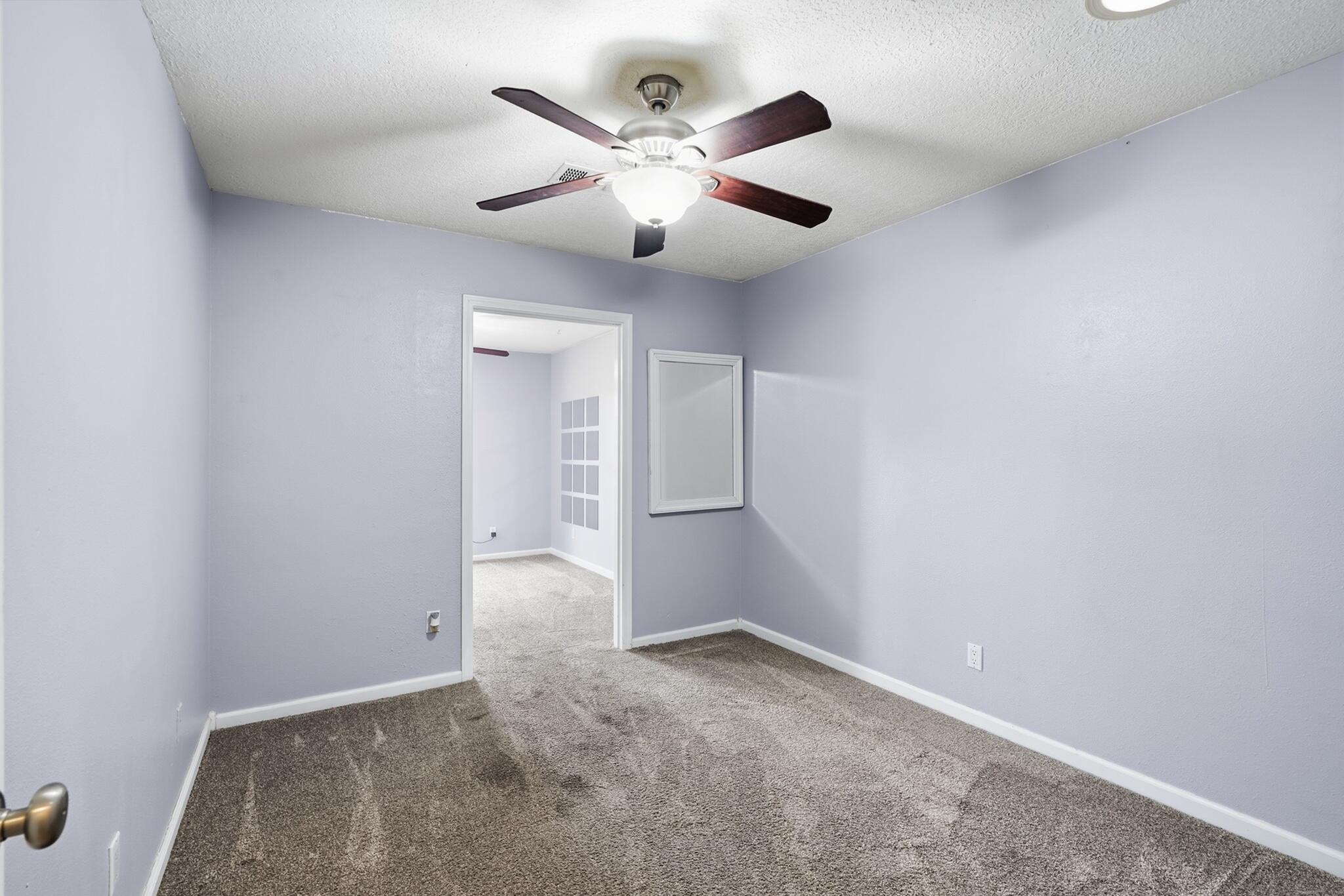 1425 32nd Circle SE