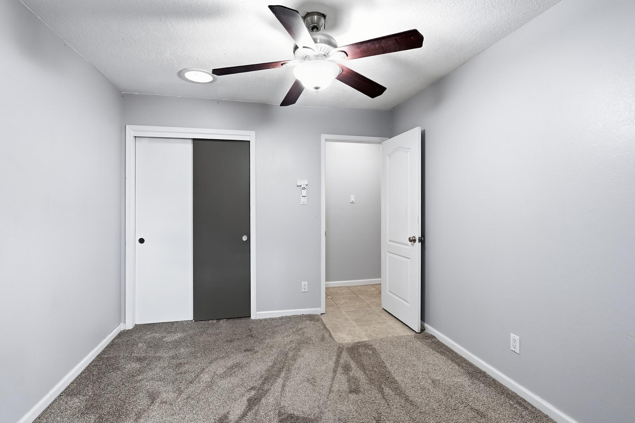 1425 32nd Circle SE