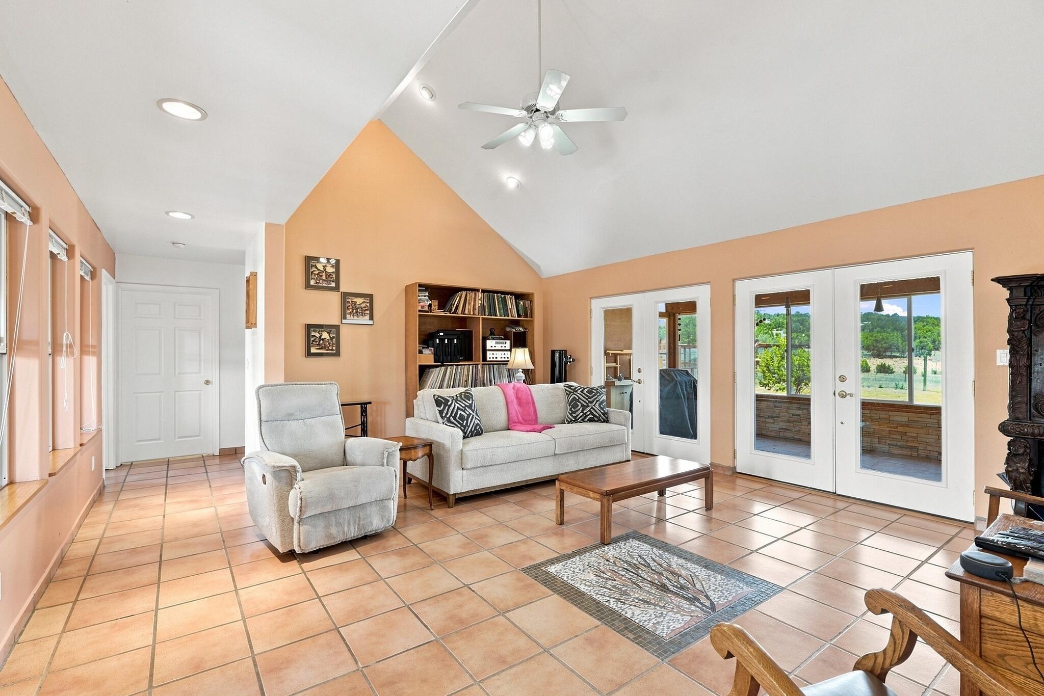 3 Vista Drive