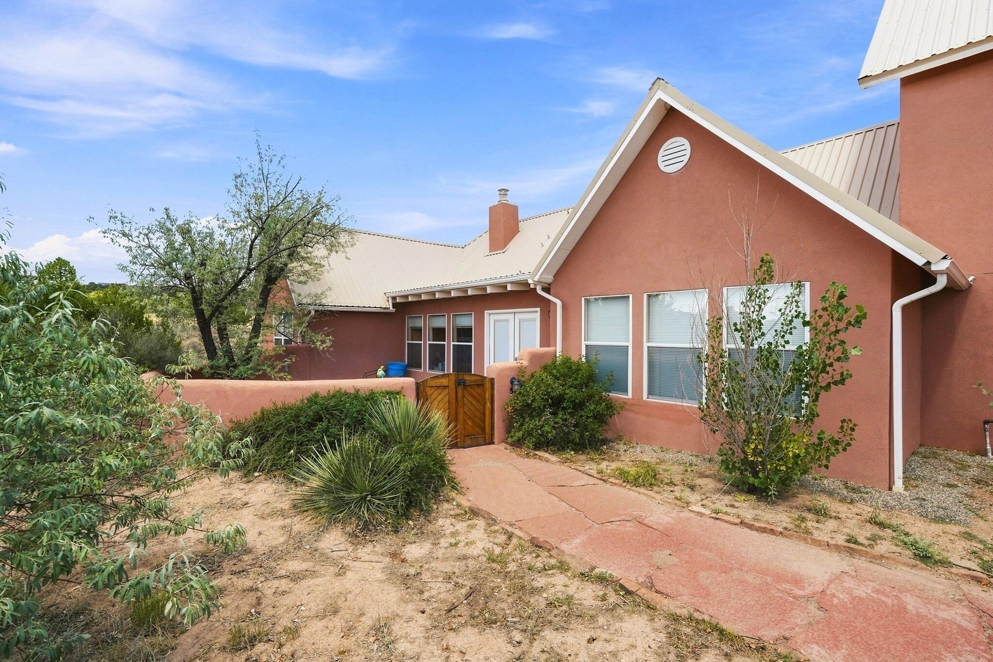 3 Vista Drive