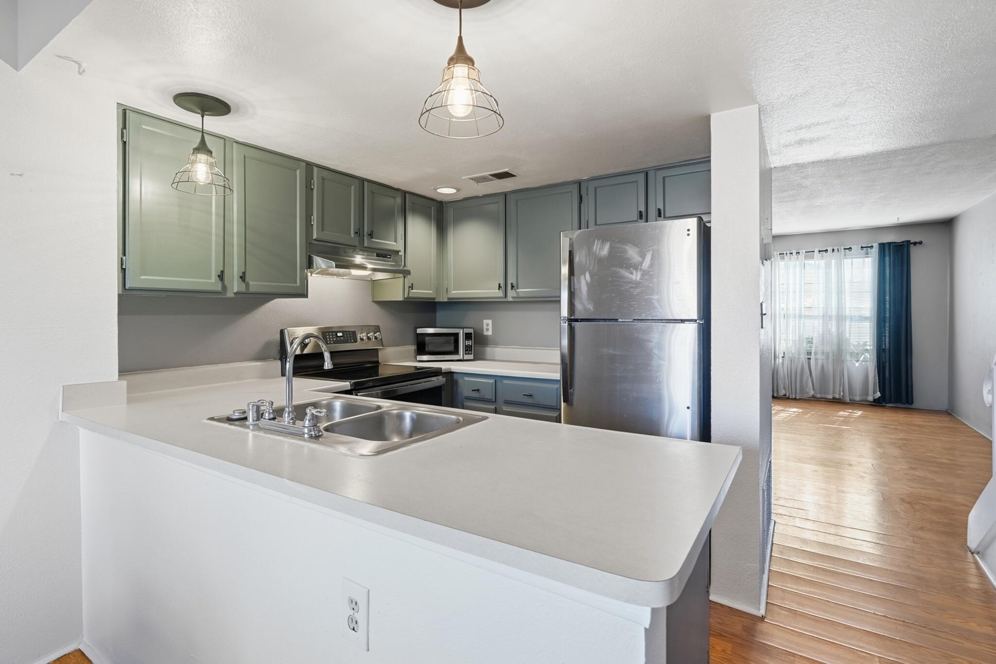 3301 Monroe Street NE UNIT G73
