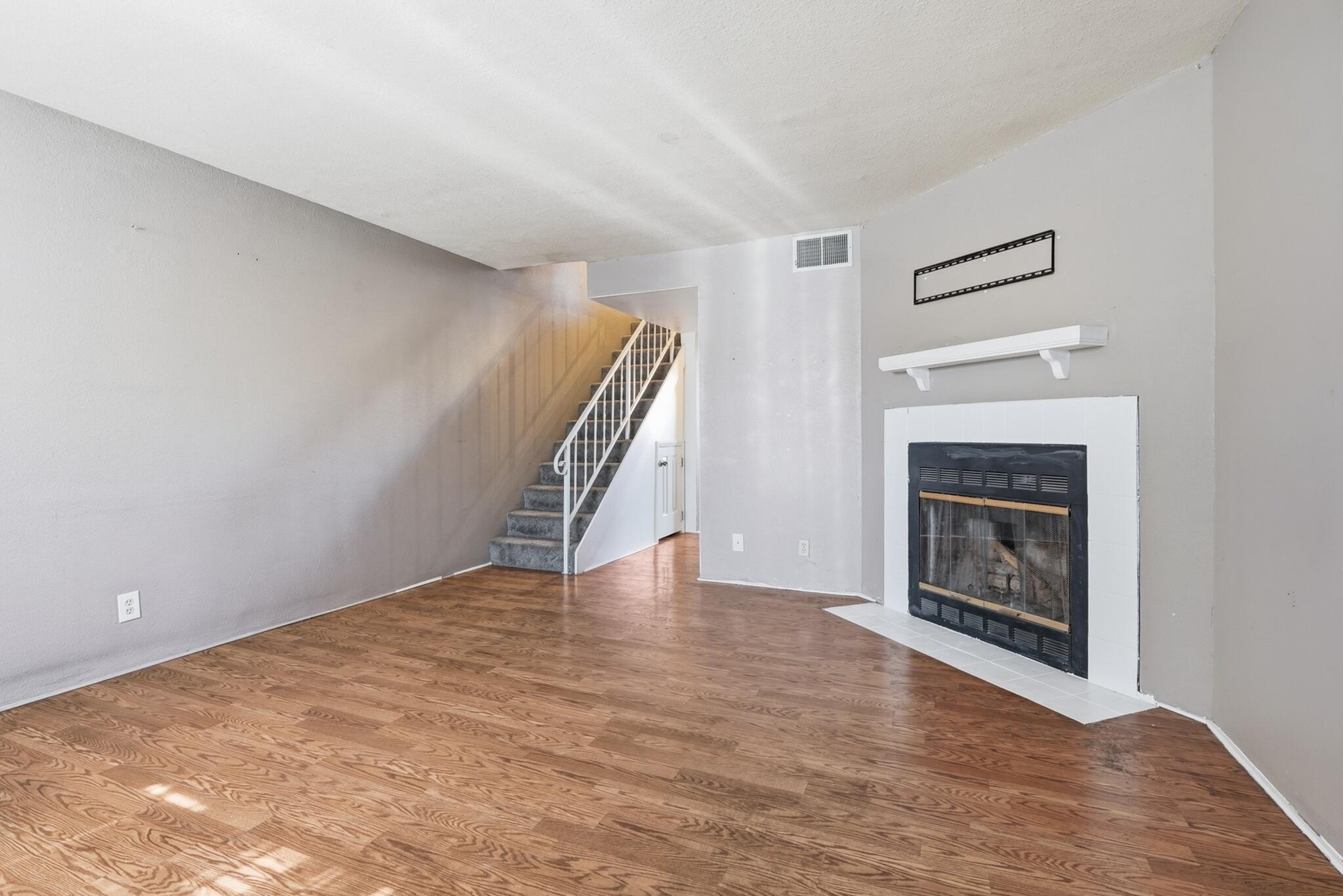 3301 Monroe Street NE UNIT G73