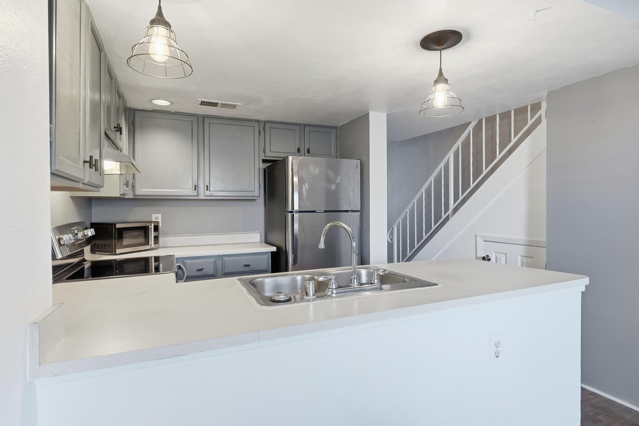 3301 Monroe Street NE UNIT G73