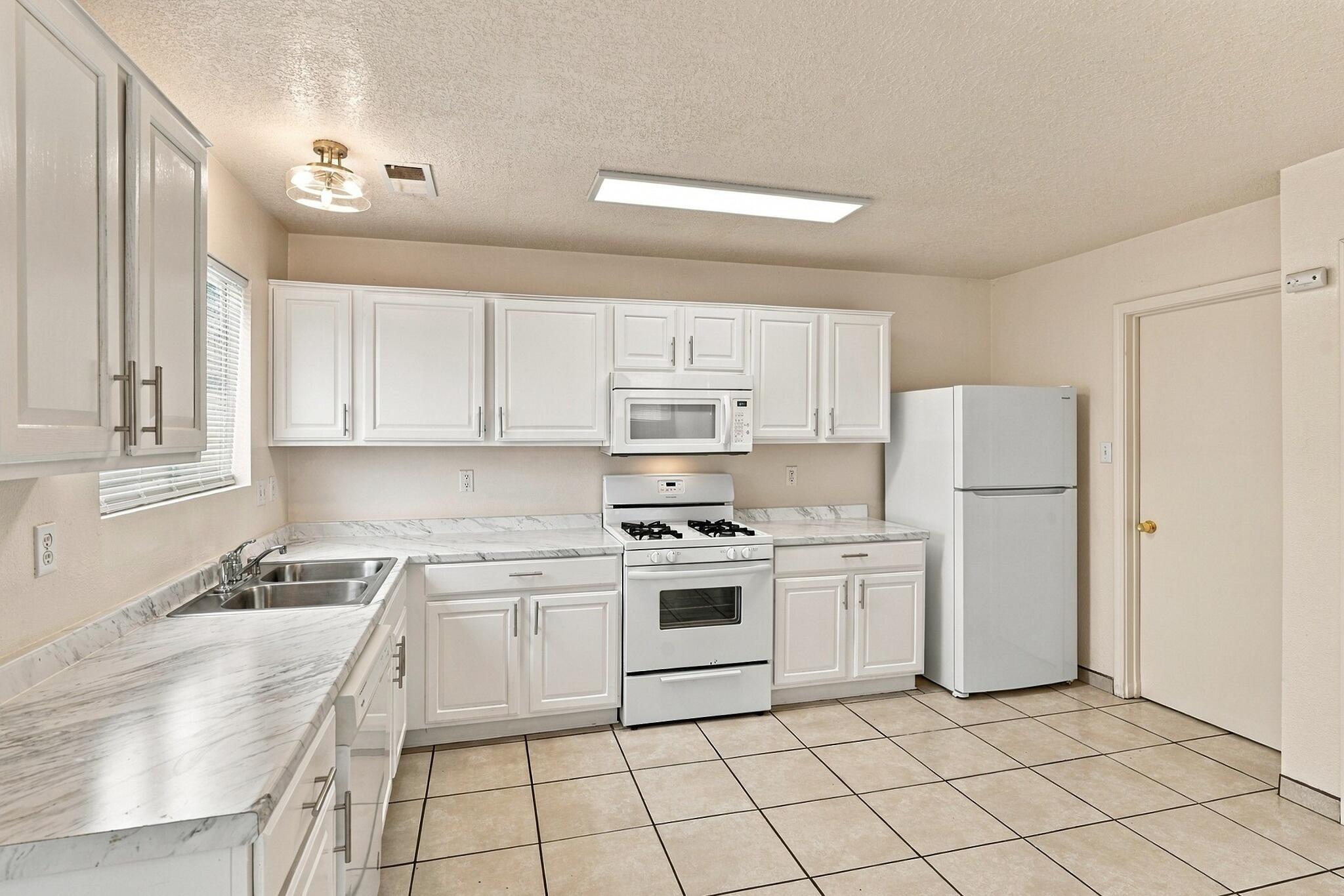 3541 Lavender Meadows Drive NE