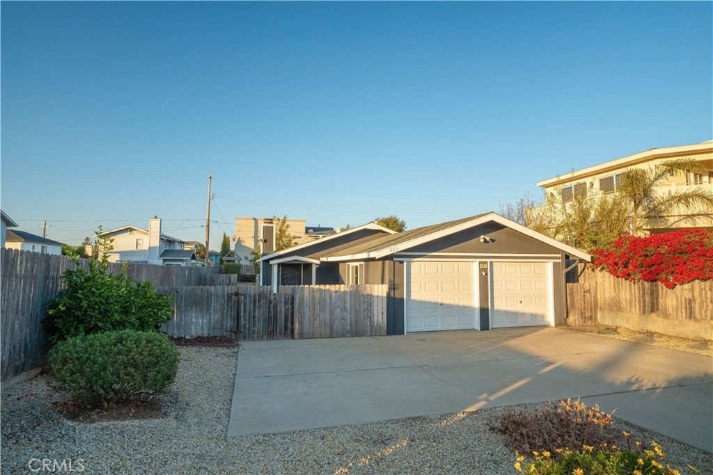 657 Trouville Avenue 1