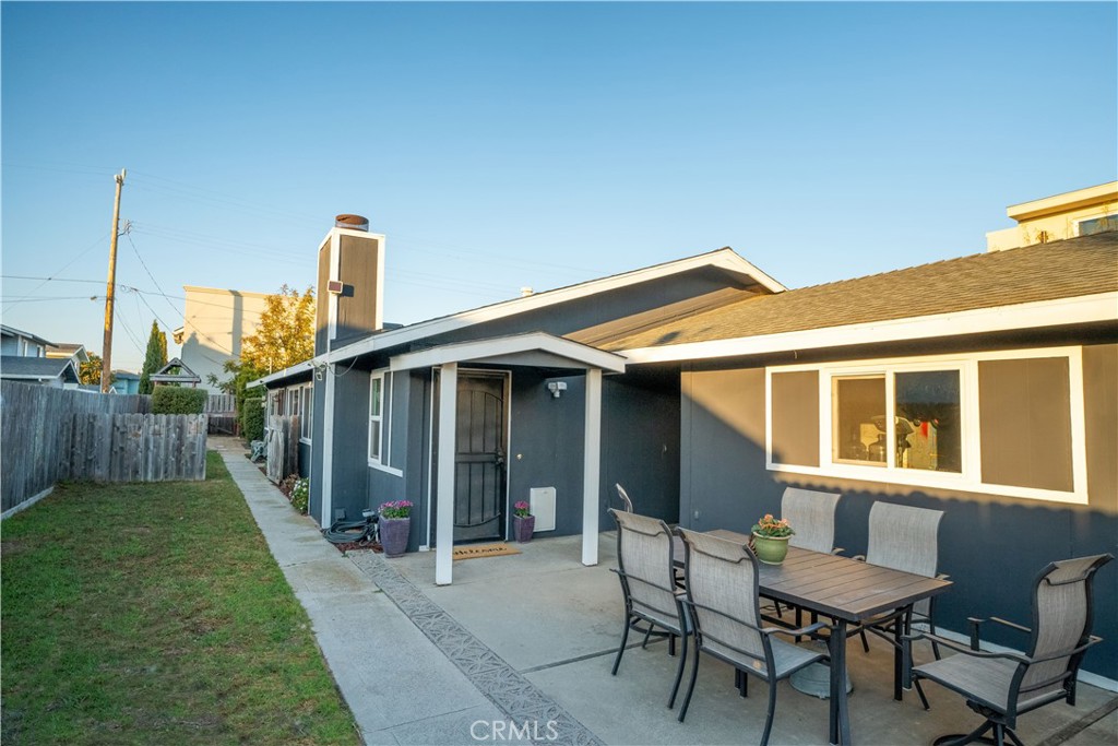 657 Trouville Avenue 1
