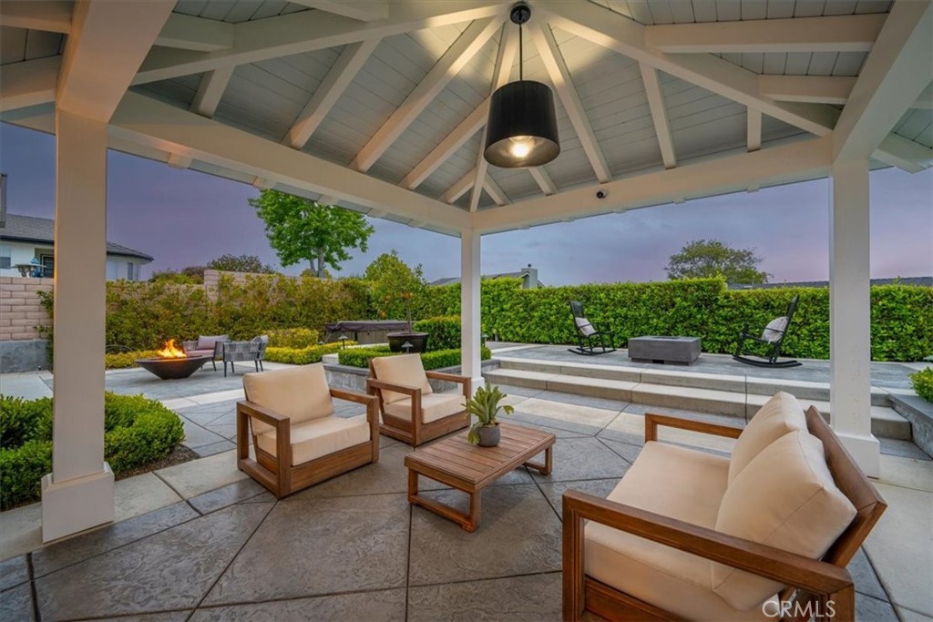233 Elaine Way