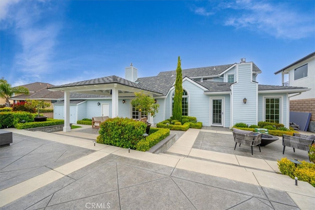 233 Elaine Way