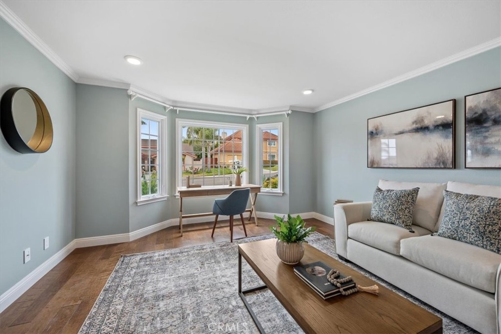 233 Elaine Way