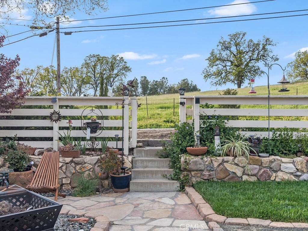 9307 Santa Lucia Road