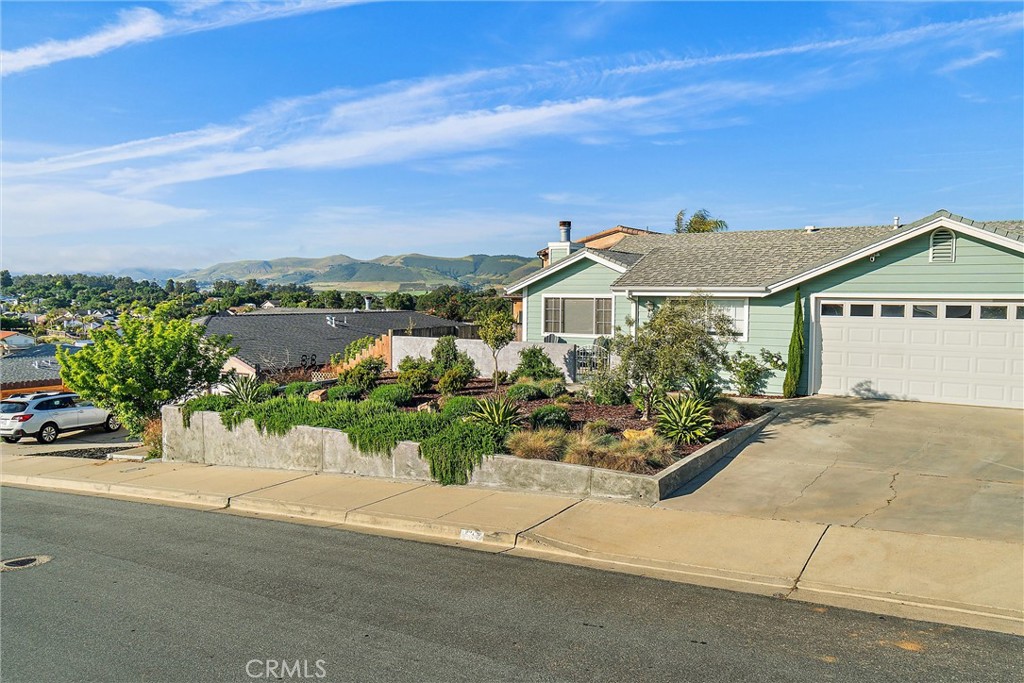 139 Elvira Way