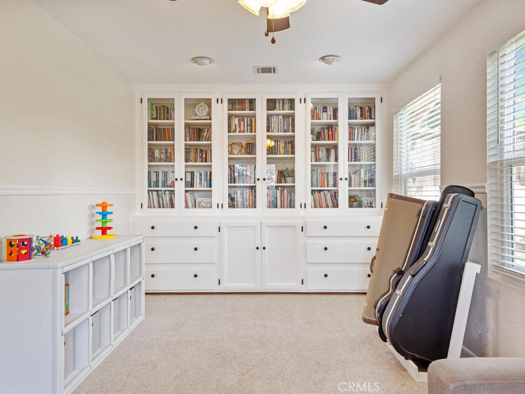1008 Nanette Lane