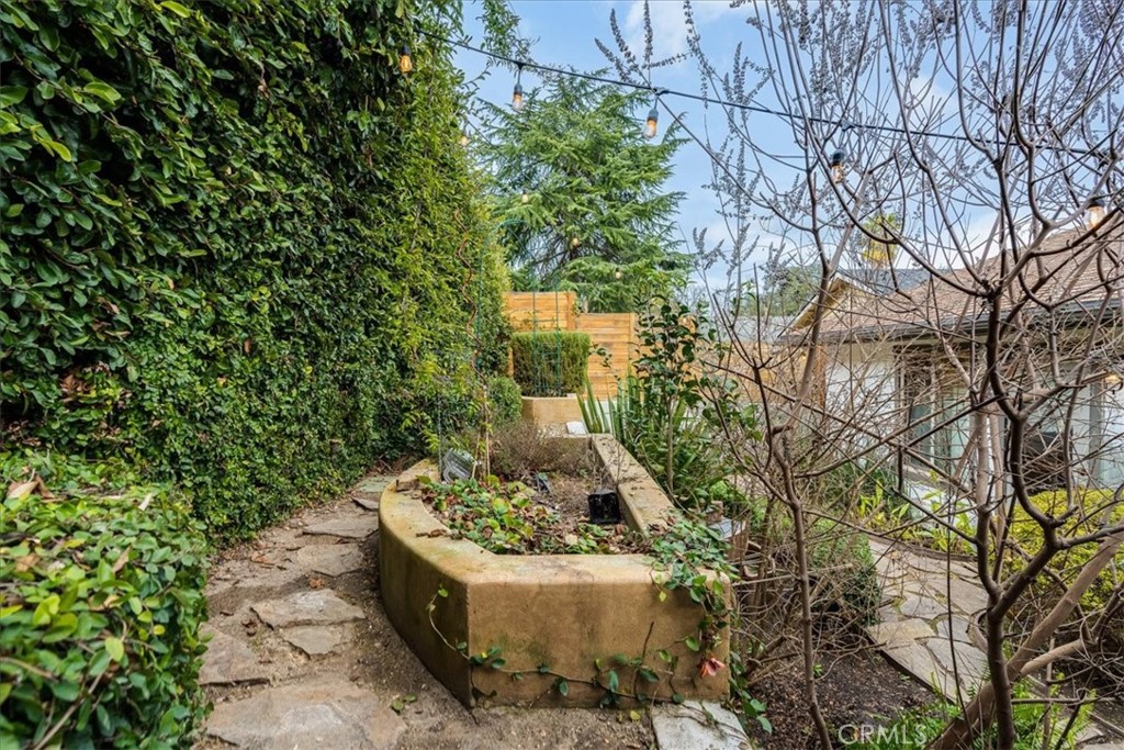 4534 Mananita Avenue