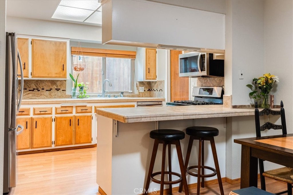 4534 Mananita Avenue