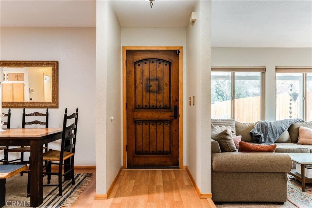 4534 Mananita Avenue