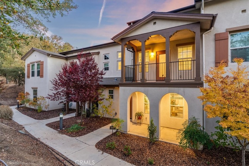 9385 Cielo Azul Court