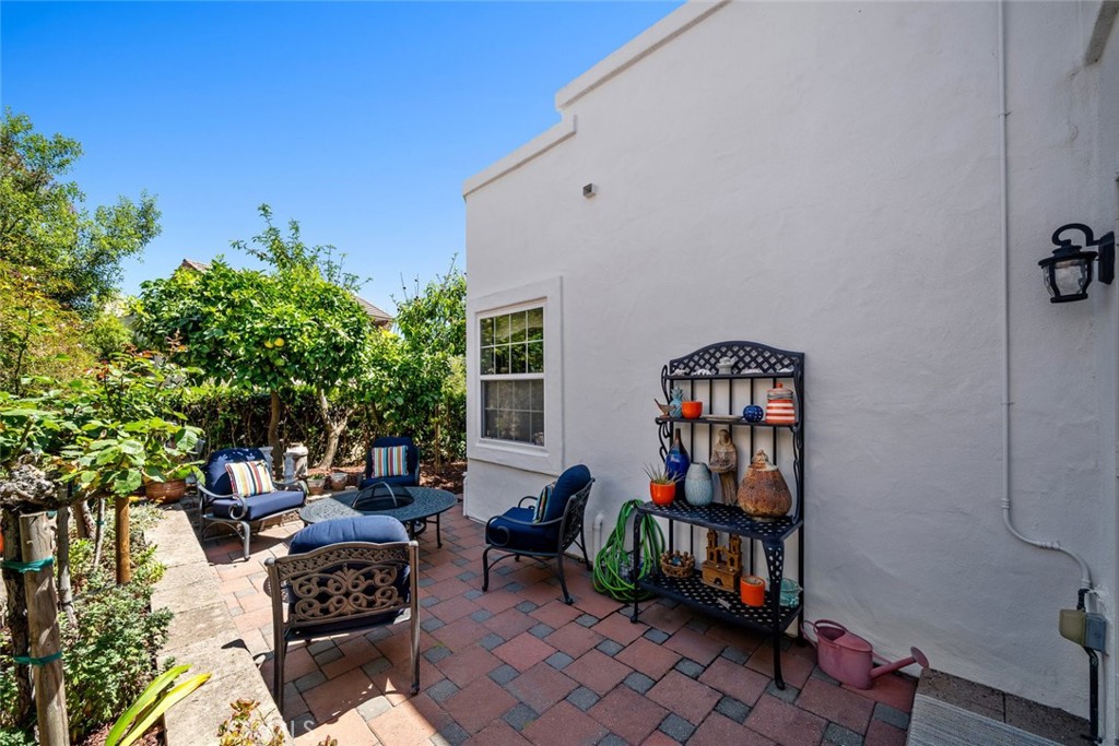 530 Bluerock Drive