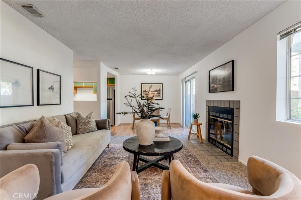 1025 Southwood