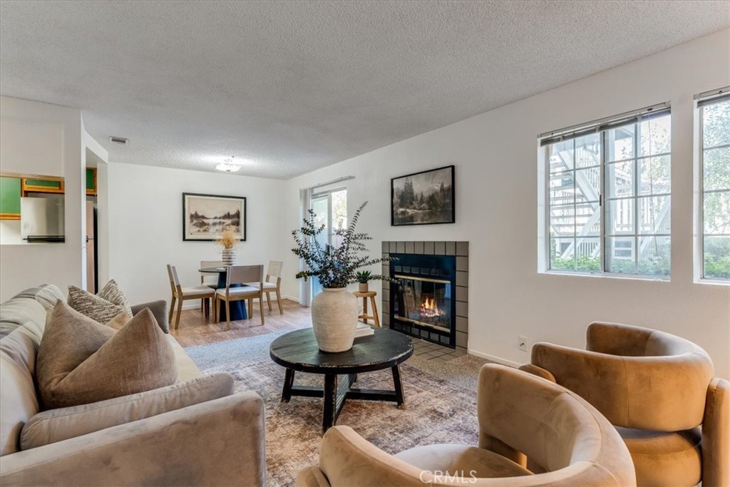 1025 Southwood