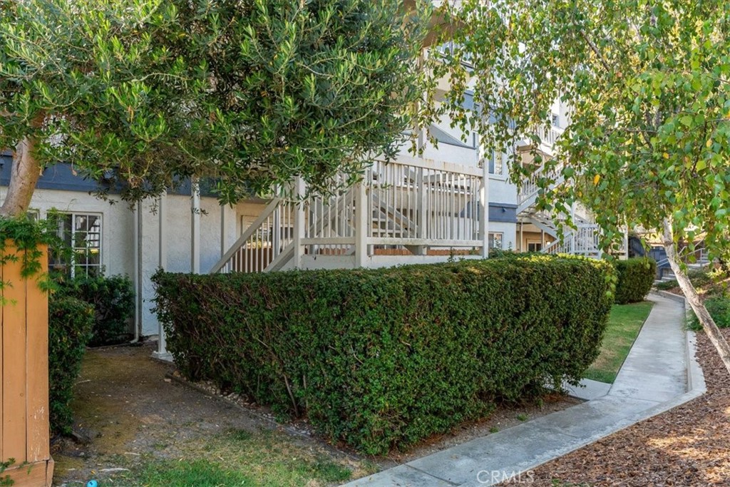 1025 Southwood