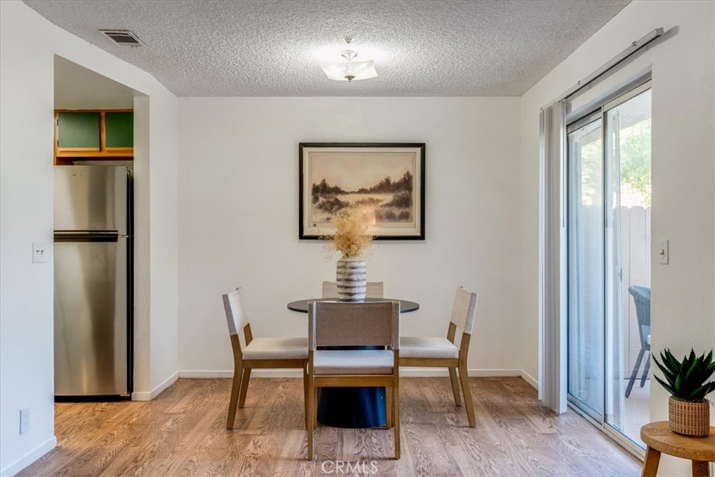 1025 Southwood