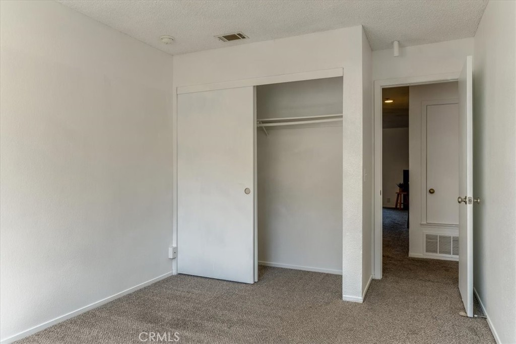 1025 Southwood