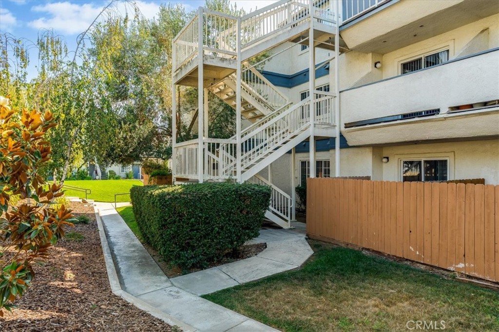 1025 Southwood