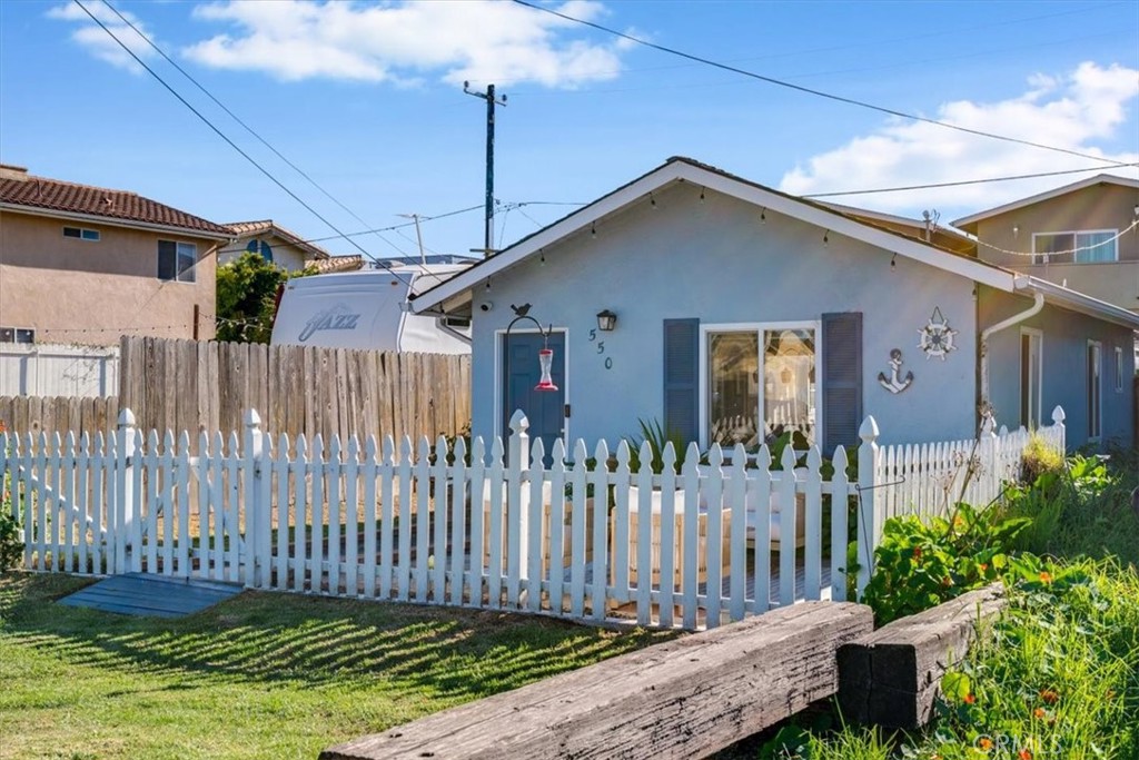 550 Honolulu AVE
