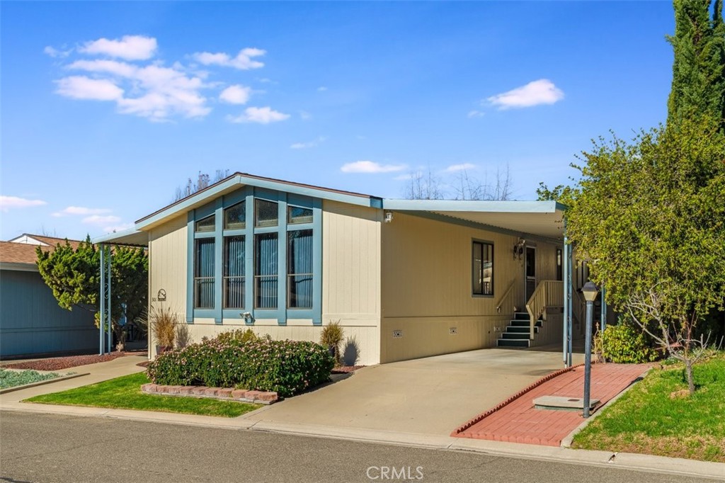 1650 E Clark 301