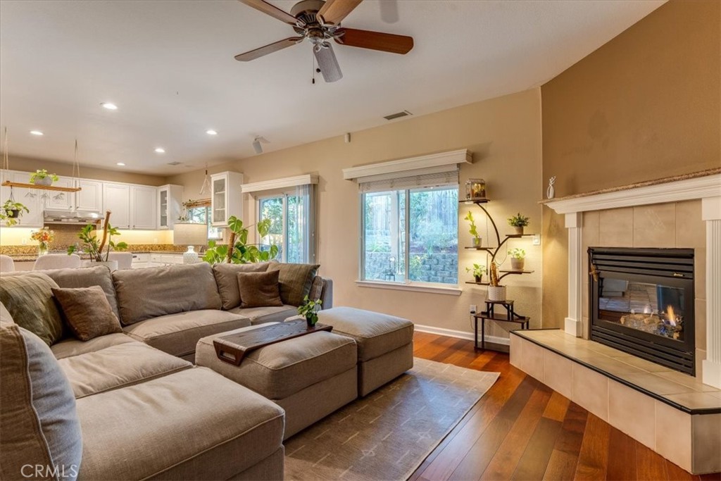 322 Montebello Oaks
