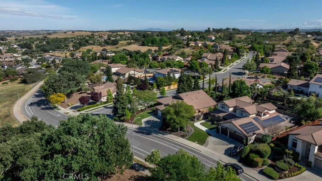 322 Montebello Oaks